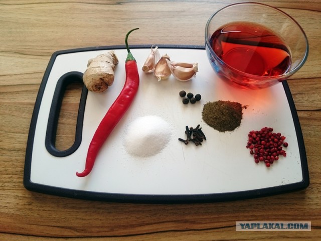 Свинина в горячем маринаде, с картохой и горохой