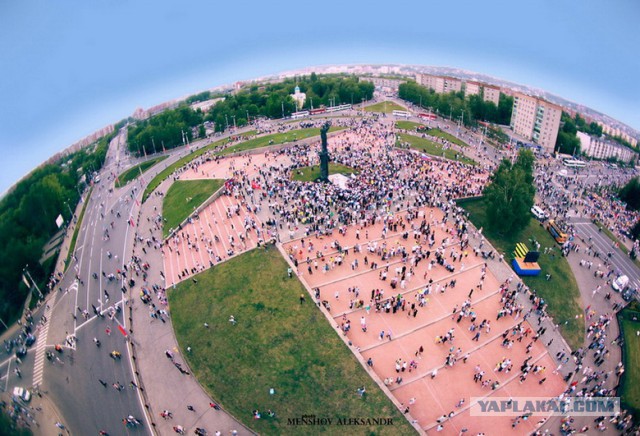 А давайте расскажем про свои города?