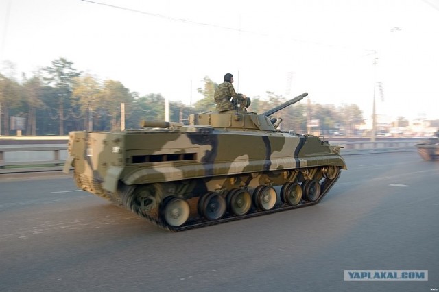 Танки в городе! (20 фото)