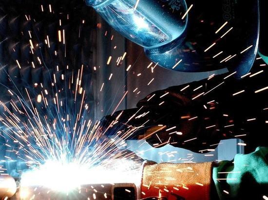 Металлурги призвали власти России ослабить рубль