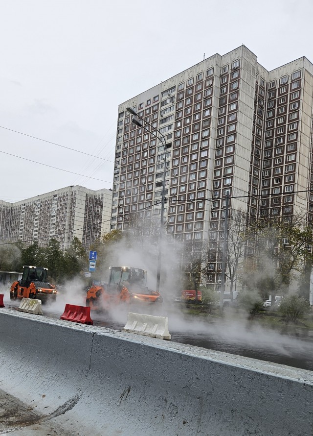 Снег добрался до Москвы