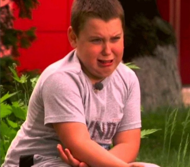 Австралия первой в мире ввела запрет на соцсети для несовершеннолетних