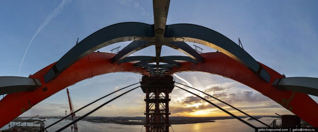 Строительство Бугринского моста в Новосибирске.