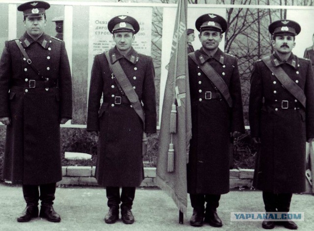 Мужики! Давайте свои фото в армии и сейчас!