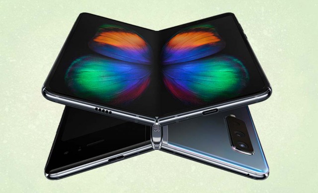 Как выглядят игры на складном смартфоне Huawei Mate X