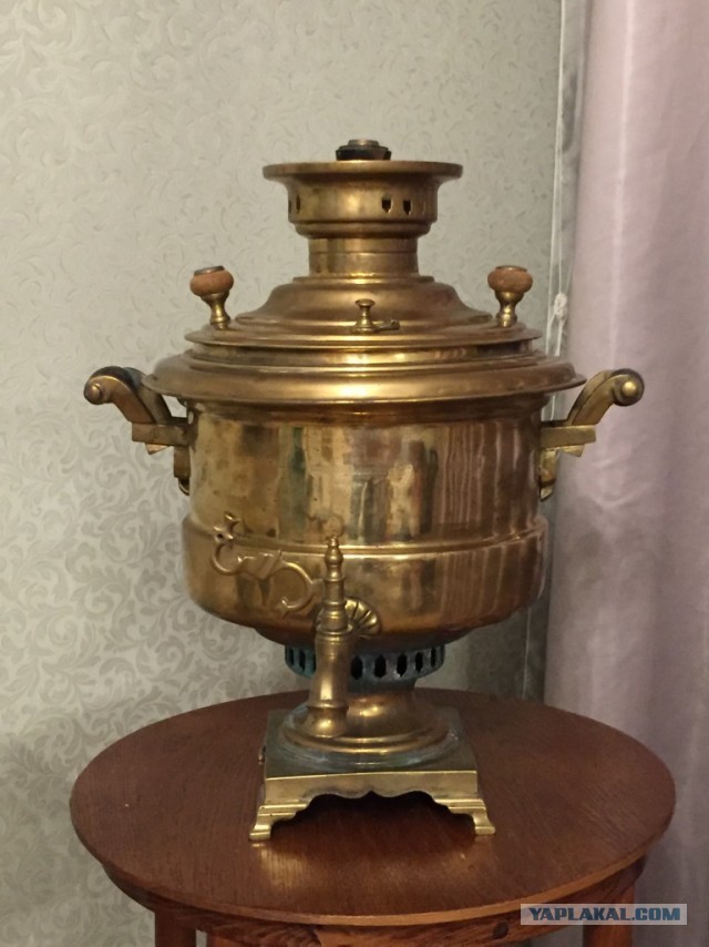 Дом с самоваром