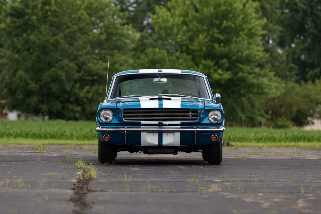 60 лет Shelby Mustang. Красивых автофото пост к юбилею
