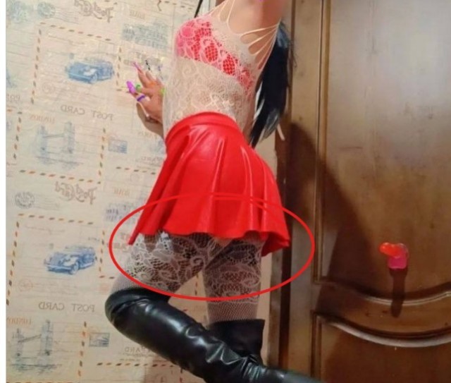 Мигранта-трансвестита ( или мигрантку, не поймёшь, в общем) задержали за пропаганду ЛГБТ*.