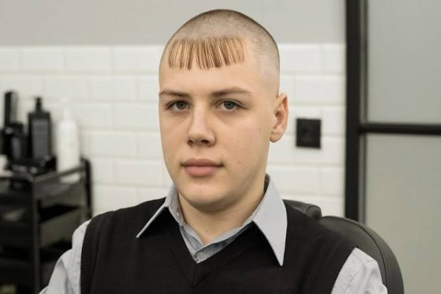 Для чего в шлеме сверху прорезь?