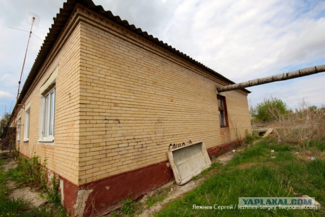 В аварийных домах - аварийная жизнь