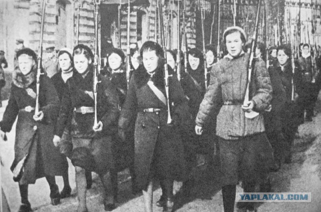 Фольксштурм - гитлеровское ополчение.