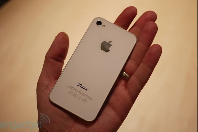 Apple Iphone 4 представлен официально