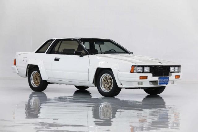 Group B. Красивых автофото пост