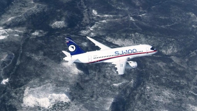 "Суперджет" с новыми двигателями ПД-8 достиг максимальной высоты 11 300 метров