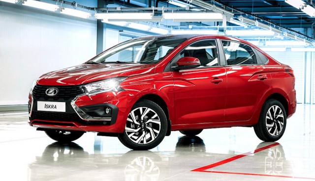 Стало известно, сколько Lada Iskra отгрузят дилерам до конца сентября - более 1100 автомобилей