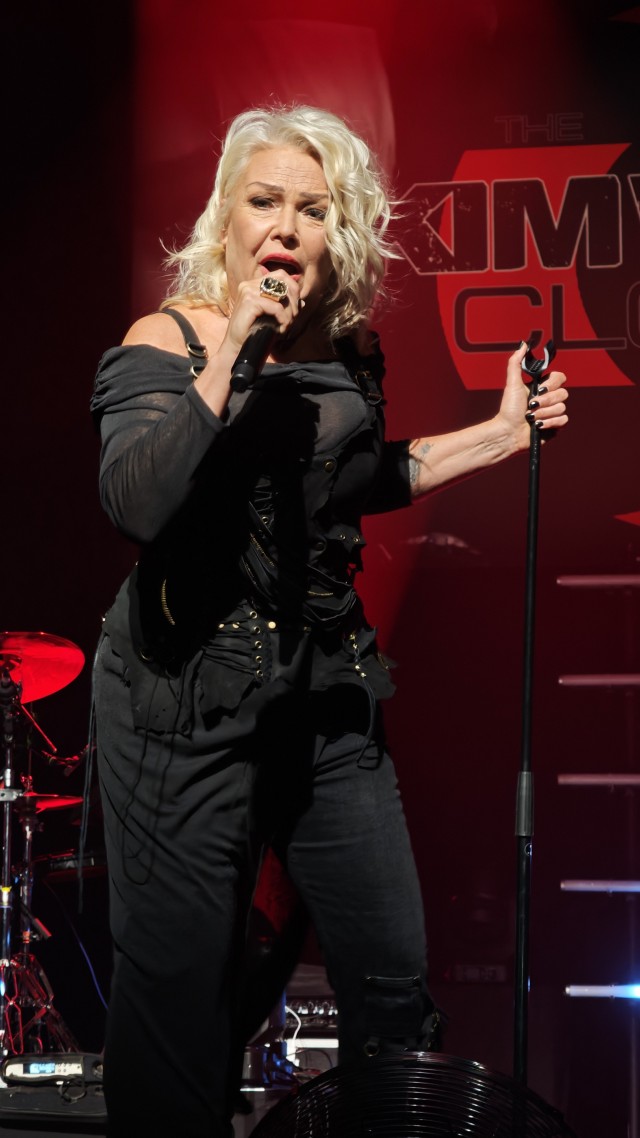Фото с концерта Kim Wilde