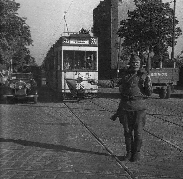Великая Отечественная в фотографиях - 27
