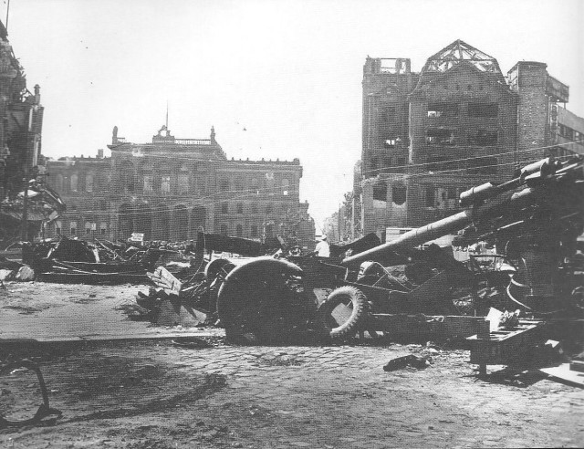 Берлинская операция. Апрель - май 1945 года.
