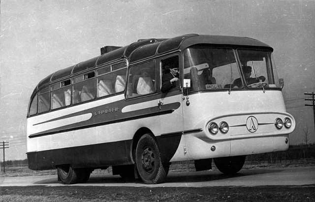 Покатушки на ЛАЗ-695Е