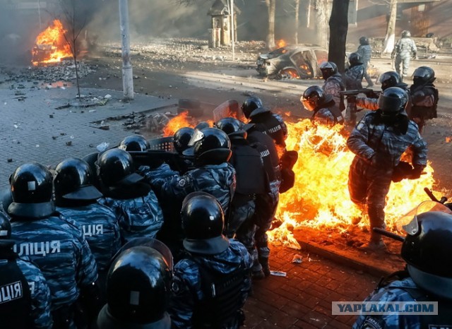 Почти 70% россиян уверены, что жестокие задержания на митингах необходимы