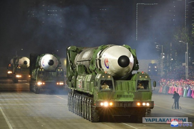 Военный парад в Северной Корее