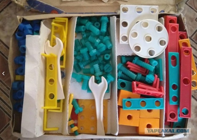 Датский производитель конструкторов Lego полностью прекращает работу в России