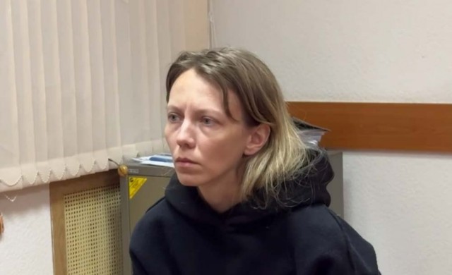 Везла задушенного ребенка на помойку под прицелом камер: что известно об убийстве мальчика в чемодане в Перми