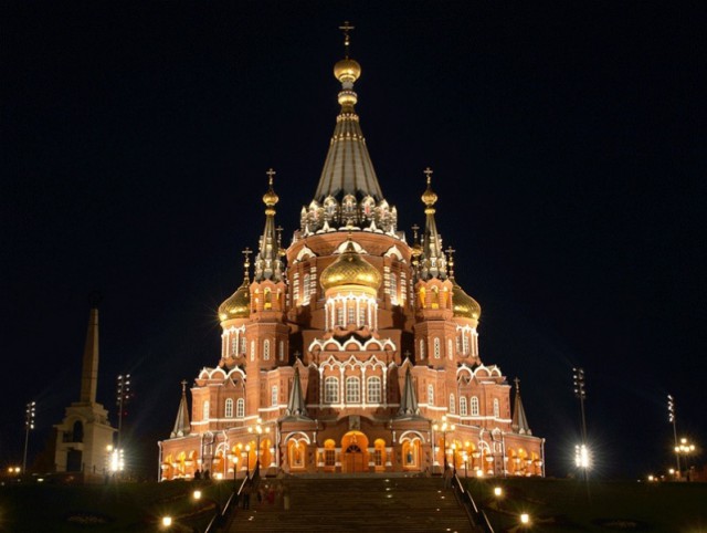 Самые красивые храмы России