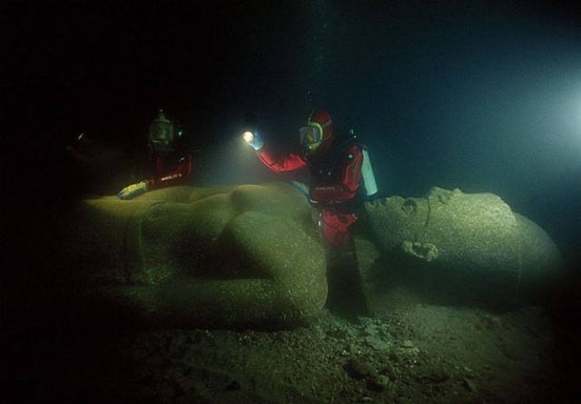 Реликвии Древнего Египта лежали 1000 лет под водой