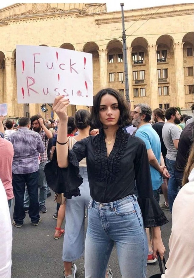 Грузины: "Я из Грузии и более 20% моей страны оккупировано Россией"