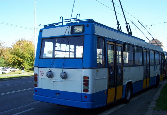 Игра на ЯПе: Угадай АВТО-3