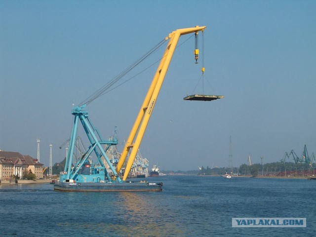 Falcon 9 вернулась на космодром