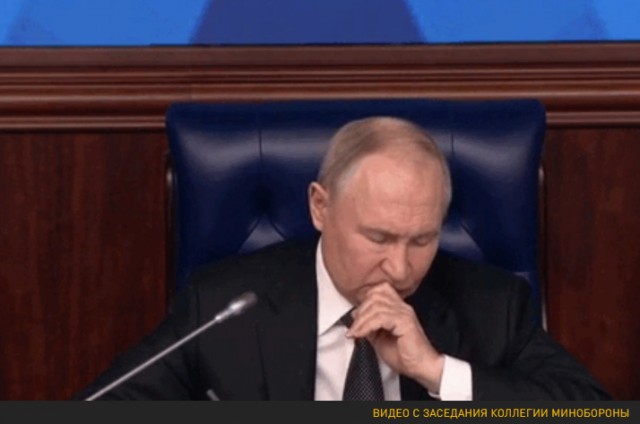Белоусов поблагодарил Шойгу за создание мощного задела в развитии ВС РФ