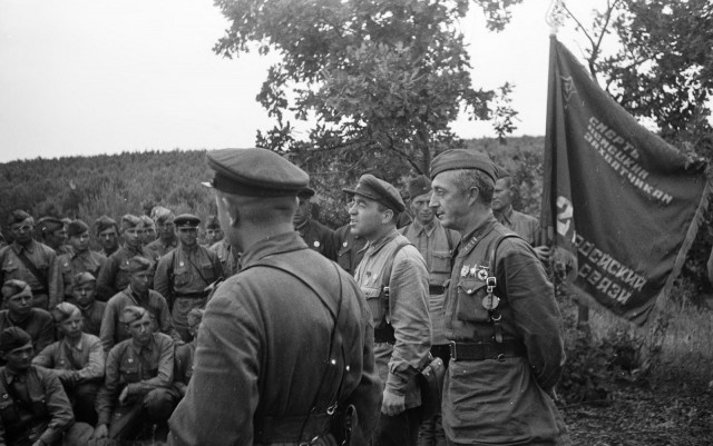 Они сражались за Родину. Фотонаследие Семена Осиповича Фридлянда.
