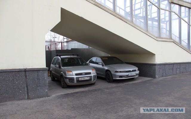 Москвичи нашли способ безнаказанно бесплатно парковковаться
