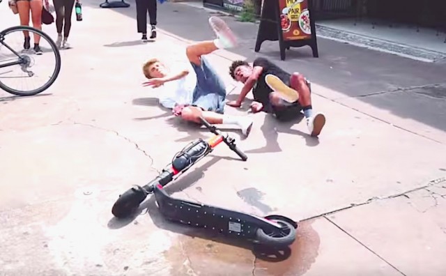 Бой с самокатчиком