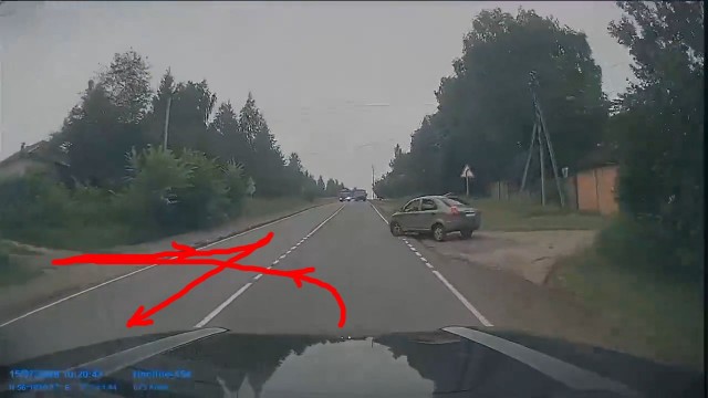 Утро. Дама решила развернуться