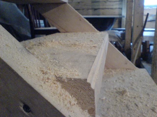 Как сделать лестницу своими руками.