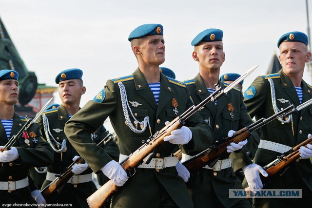 После драки Красная Армия жалобами не машет