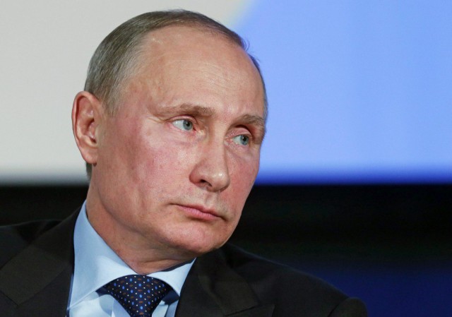 Владимир Путин решил отменить оплату коммунальных услуг для пенсионеров за 70 лет и старше.