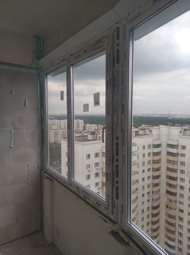 Предлагаем остекление и отделку балконов и лоджий в г. Москве и Московской области