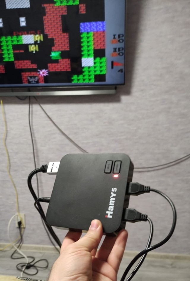 Домашняя игровая атмосфера 90-х