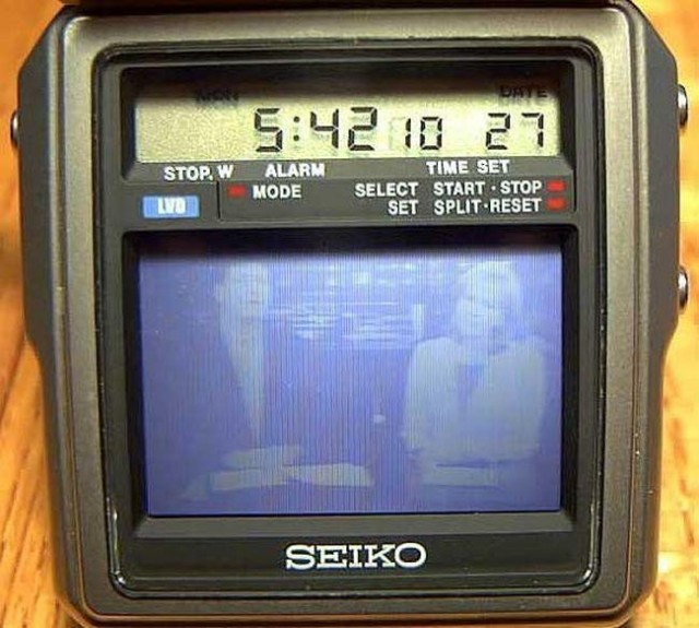 Винтажный Casio DBC-V50 с калькулятором и диктофоном