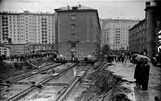 Москва и москвичи. Двадцатый век. 22.12.24
