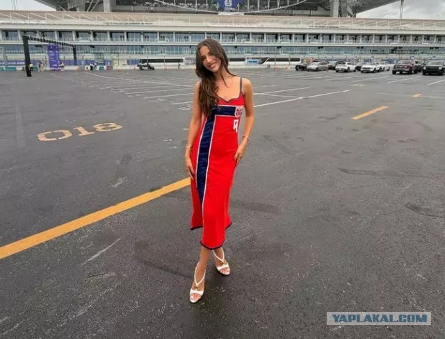 Эрлинг Холанд остался на стадионе после вылета с ЧМ, чтобы сфотографироваться с каждым болельщиком