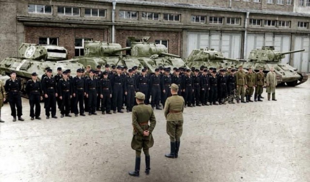 Интересные и редкие ретро-фотографии. 28.09.2026