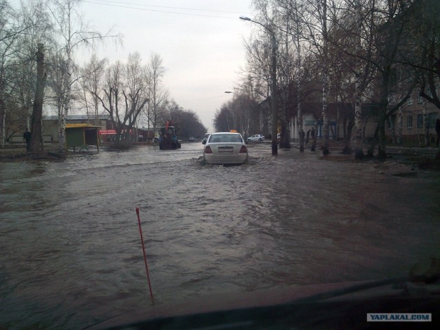 Озеро под домом