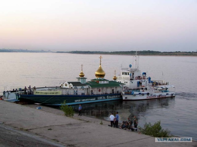 Яхта слуги божьего