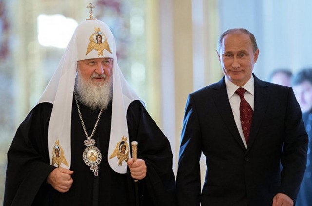 Идёт сбор подписей за введение налогов для церкви