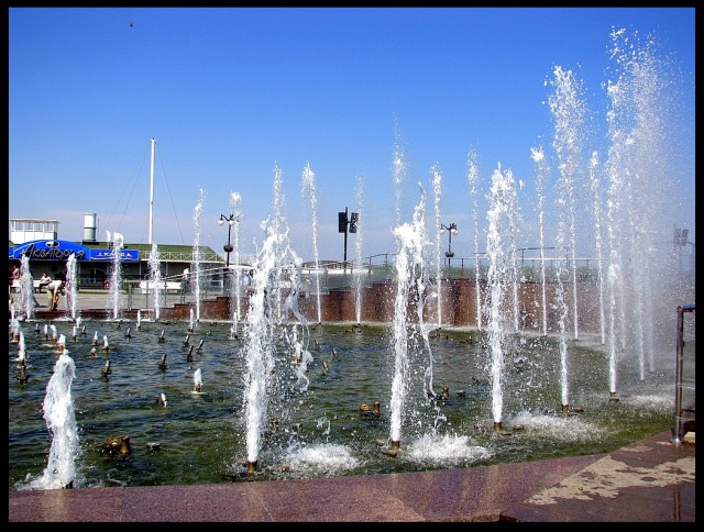 Подборка завораживающих фонтанов России